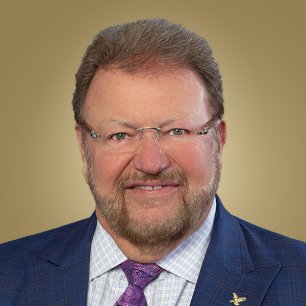 Headshot of Clif C. Curry Jr. 